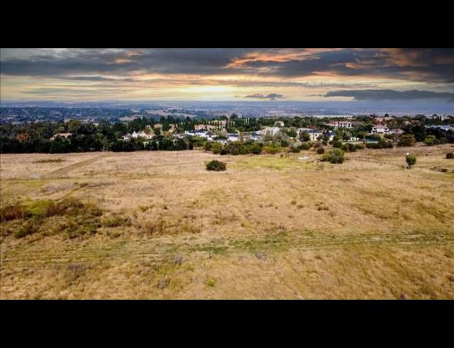 LAND FOR SALE IN BRIDLE PARK